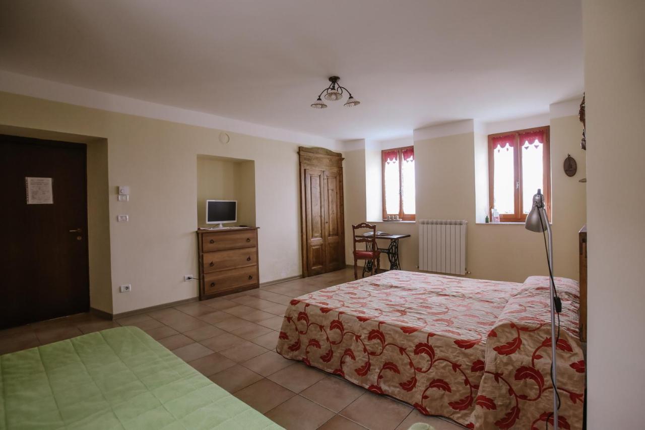 Il Pozzo Fiorito Apartment Cossombrato Екстериор снимка