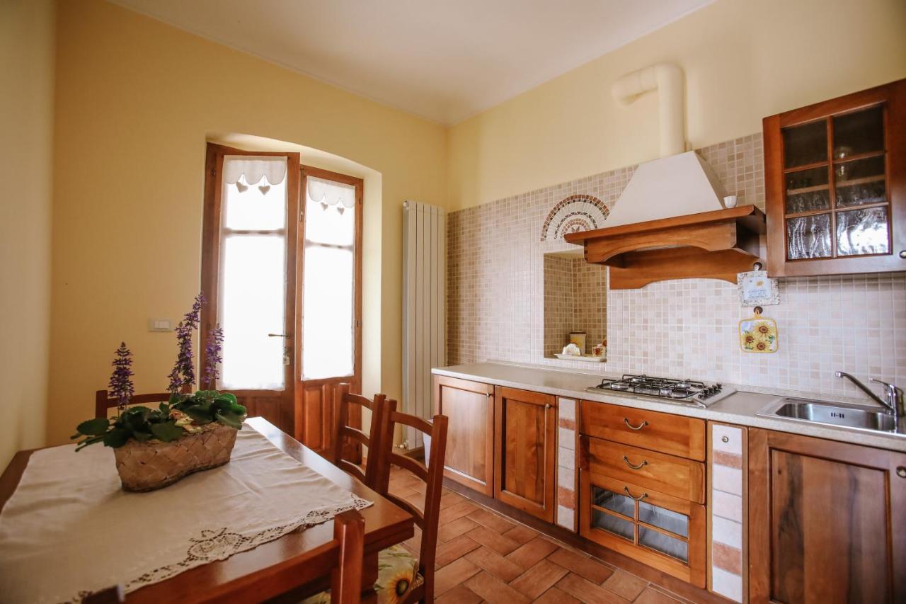 Il Pozzo Fiorito Apartment Cossombrato Екстериор снимка