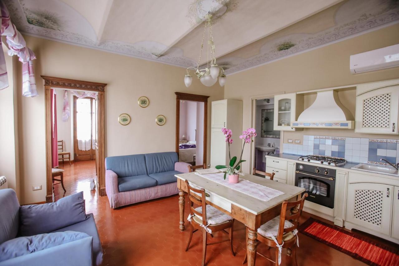 Il Pozzo Fiorito Apartment Cossombrato Екстериор снимка