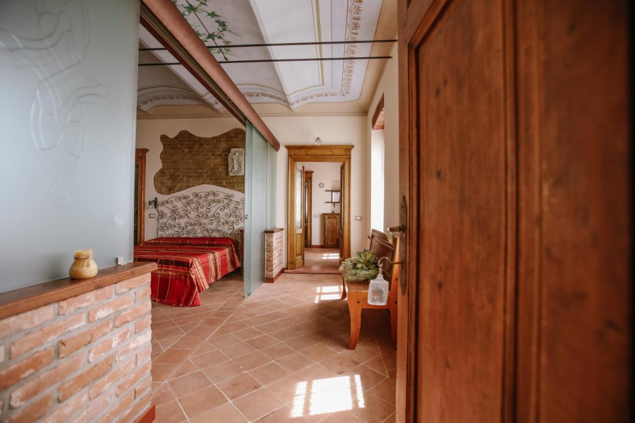 Il Pozzo Fiorito Apartment Cossombrato Екстериор снимка